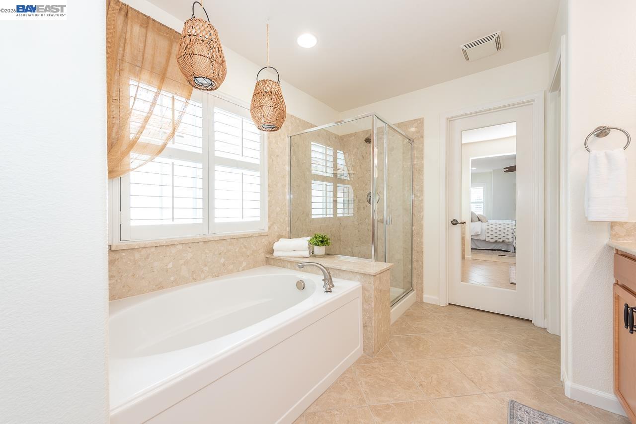 2527 Coldstream Way, Hayward · End-Unit Townhome at Bridgeport at Eden Shores | Open House Sunday May 24 · $1,175,000, Photo 9